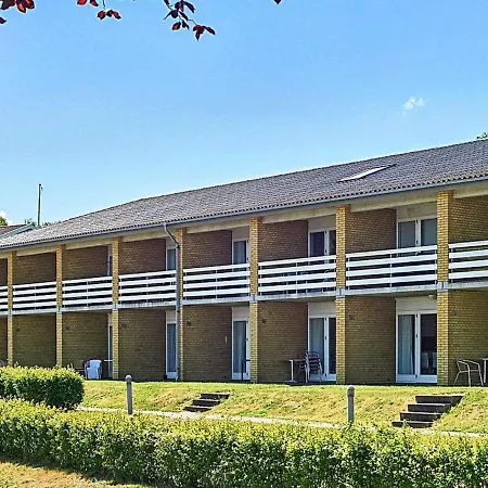 4 Person In Apartment Allinge-Sandvig