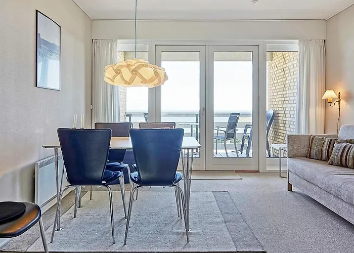Scenic Seaside Retreat In Sandkas-by Traum Appartement Allinge-Sandvig
