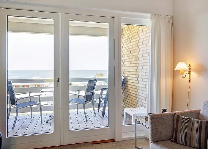 Scenic Seaside Retreat In Sandkas-by Traum Appartement Allinge-Sandvig